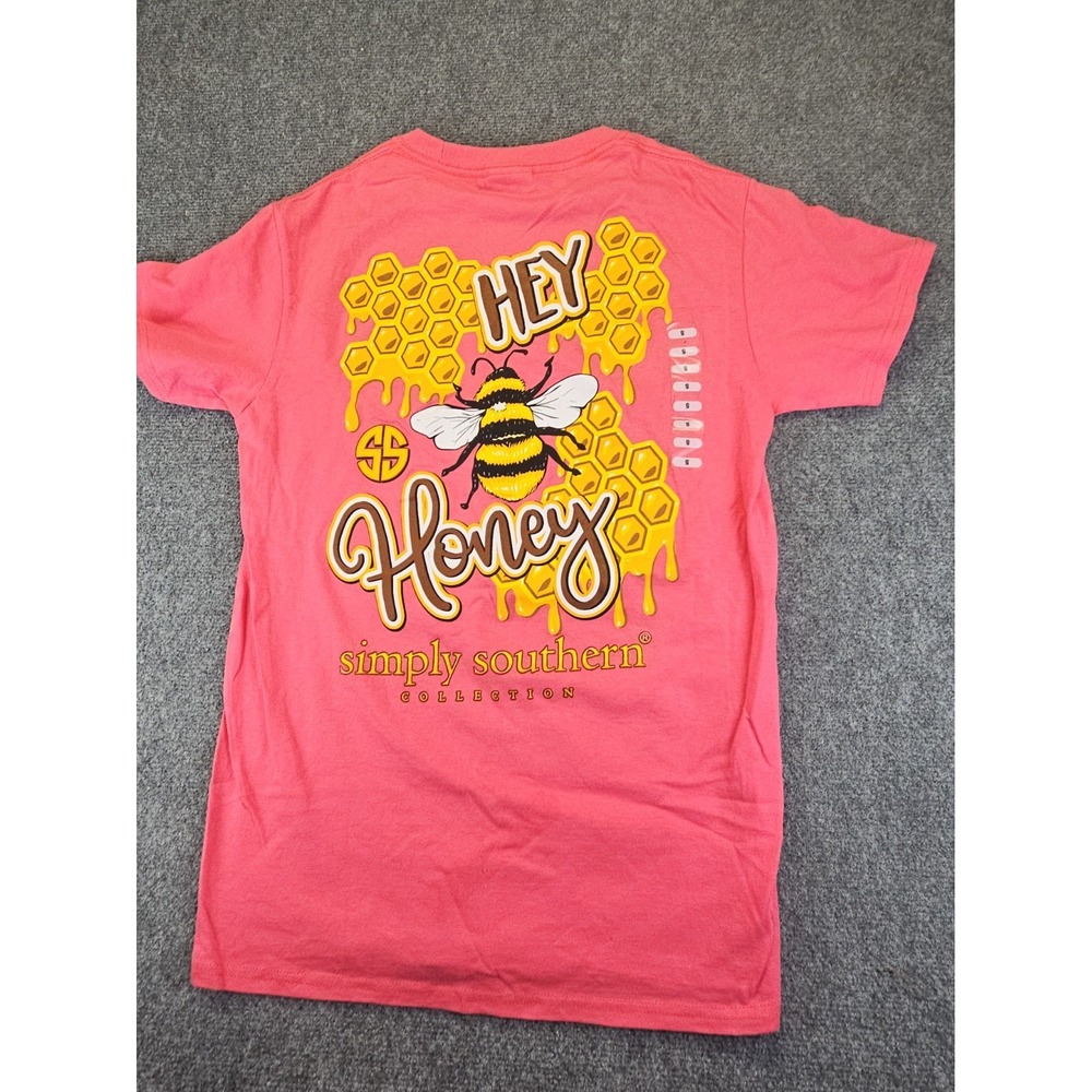 Simply Southern Hey Honey Bee Shirt Small Short Sleeve Summer Spring Pink 1758